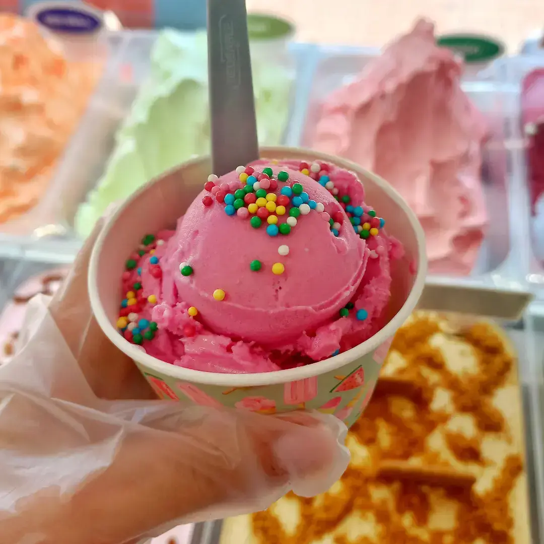 Farebné gelato
